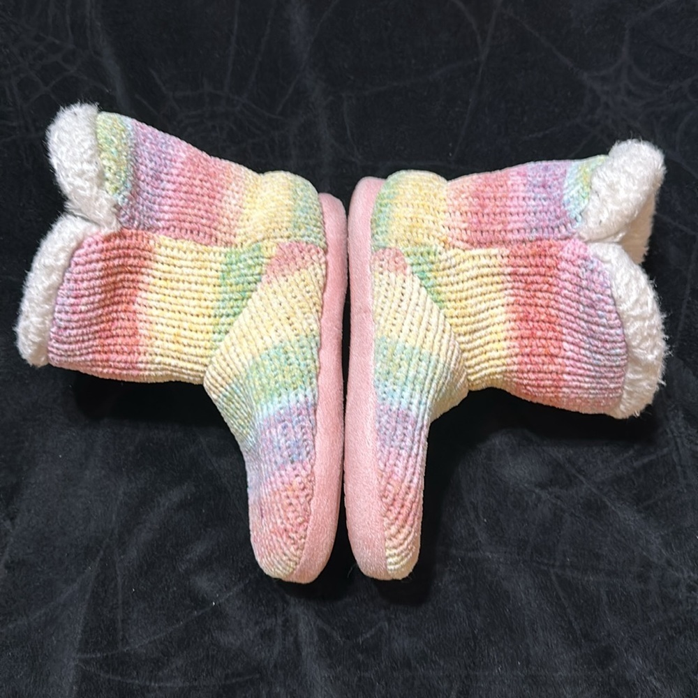 Girls Rainbow Boot Slipper, Small (12T) - Picture 2 of 5
